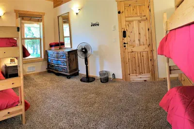 Photo 5 - The Hideaway Hostel near Yellowstone
