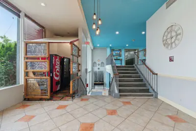 Photo 2 - Miami Suites Hotel