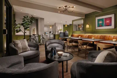 Photo 2 - The Cottages Hotel