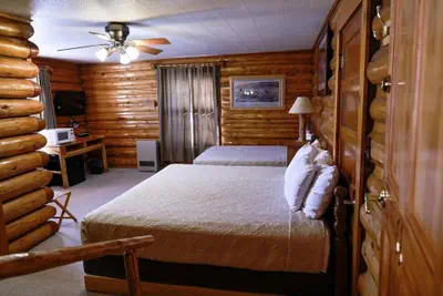 Photo 3 - Twin Pines Lodge & Cabins
