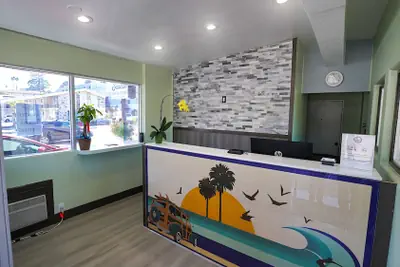 Photo 2 - Seaside Inn & Suites