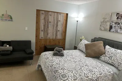 Photo 4 - Amazing & cozy Duplex near Zoo Miami