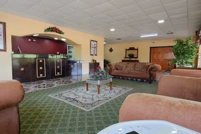 Photo 2 - Countryside Inn & Suites