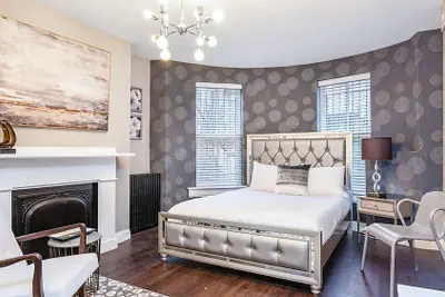 Photo 5 - Bay Village Suites