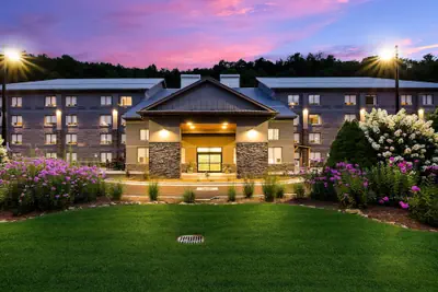 Photo 2 - Graystone Lodge, an Ascend Collection Hotel