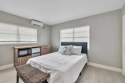 Photo 4 - 1BR Getaway by Dania & Hollywood Beach