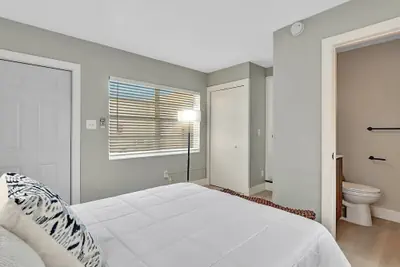 Photo 3 - 1BR Getaway by Dania & Hollywood Beach