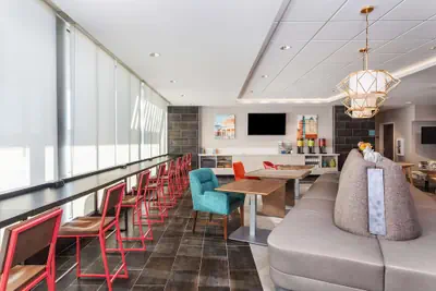 Photo 2 - Home2 Suites By Hilton Cedar Rapids Westdale