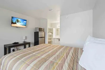 Photo 4 - Rio Grande Motel