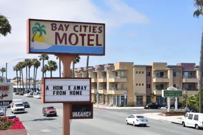 Photo 2 - Baycities Motel