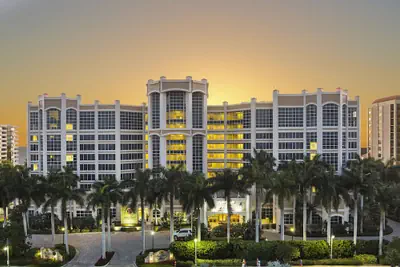 Photo 2 - Marco Beach Ocean Suites
