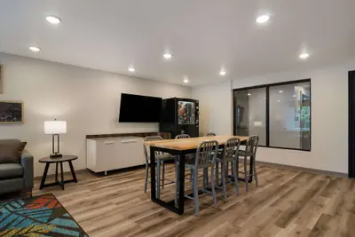 Photo 4 - Woodspring Suites Olympia - Lacey