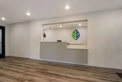 Photo 5 - Woodspring Suites Olympia - Lacey