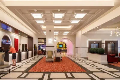 Photo 3 - Derby City Gaming & Hotel -  A Churchill Downs Property