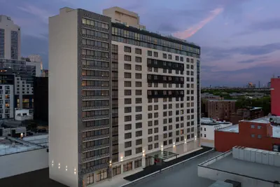 Photo 2 - SpringHill Suites by Marriott New York Queens