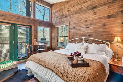 Photo 2 - Rivers Edge Treehouses