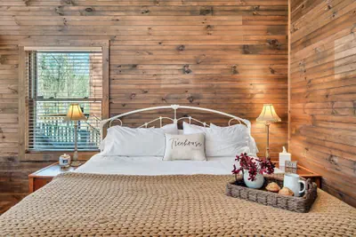Photo 4 - Rivers Edge Treehouses