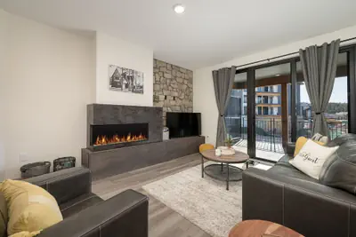 Photo 2 - Ski Idlewild 1 Bedroom Condo by RedAwning