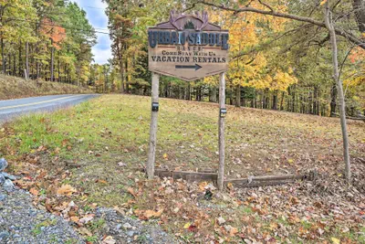Photo 2 - 'wyatt Earp Cabin' w/ Deck, 1 Mi to Raystown Lake!
