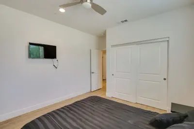 Photo 5 - Pet-friendly Paramount Home, 16 Mi to Los Angeles!
