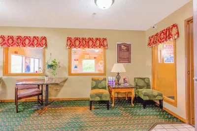 Photo 5 - Super Rest Inn