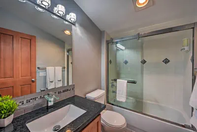 Photo 3 - Stylish Townhome ~ 6 Miles to Downtown Seattle!