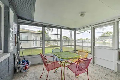 Photo 2 - Charming Home w/ Patio, 7 Mi to Sunset Beach!