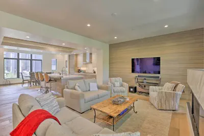 Photo 4 - Luxurious Home, Walk to Beaver Creek Gondola!