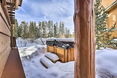 Photo 5 - Winter Park Townhome w/ Hot Tub, Ski Shuttle!