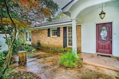 Photo 2 - Charming Lafayette Home ~ 5 Mi to Downtown!