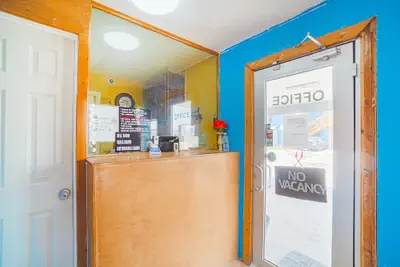 Photo 5 - Plaza Motel Corpus Christi By Oyo