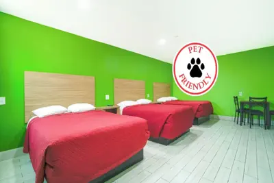 Photo 2 - Plaza Motel Corpus Christi By Oyo