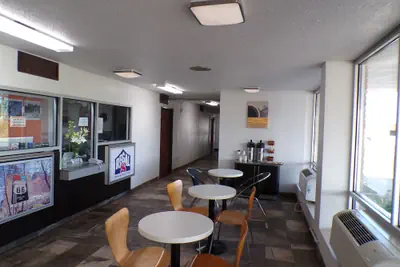 Photo 4 - REGAL 8 INN & SUITES