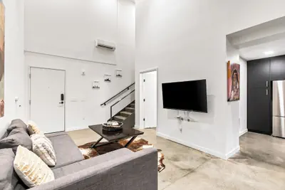 Photo 2 - Urban Loft in Redmond Core