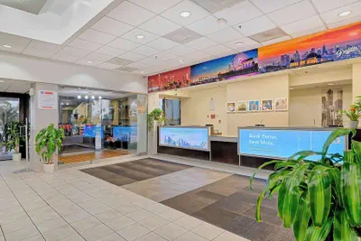 Photo 3 - Studio 6 Suites Los Angeles, CA - Los Angeles - LAX