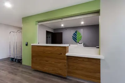 Photo 4 - Woodspring Suites Chandler Airport