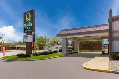 Photo 2 - Quality Inn South Bend Near Notre Dame