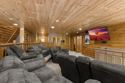 Photo 4 - Mountain Cinema Lodge by Jackson Mountain Rentals