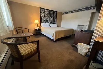 Photo 5 - Mansfield Inn