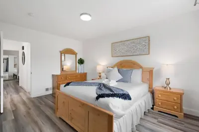 Photo 3 - Stunning 2 Bedroom 1 Bath Home near BART