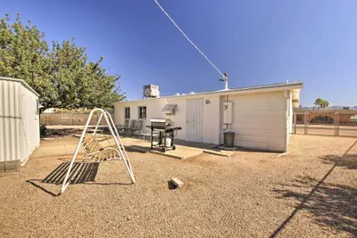 Photo 3 - 55 + Apache Junction Home: Patio & Mountain Views