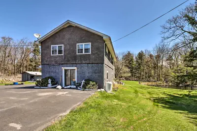 Photo 5 - Spacious Tobyhanna Home & Guest Home: 3 Mi to Lake