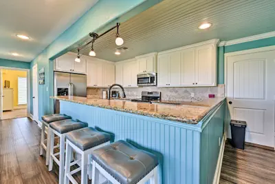 Photo 5 - Matagorda Townhome W/deck, Views, Pool Access
