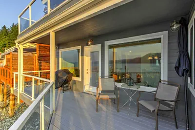 Photo 2 - Waterfront Home on 'gold Coast' of Hood Canal!