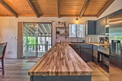Photo 5 - Family-friendly Pinetop Cabin w/ Deck & Grill