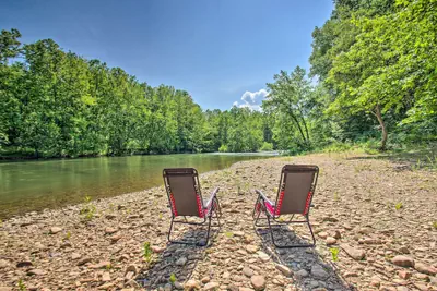 Photo 2 - Cabin on Private Estate, 5 Mi to River Access