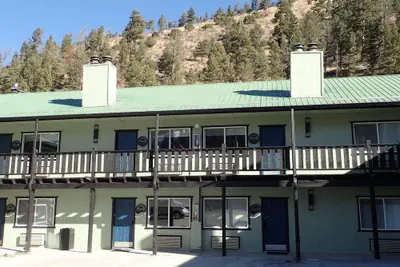 Photo 2 - Ponderosa Lodge, an Ascend Collection Hotel