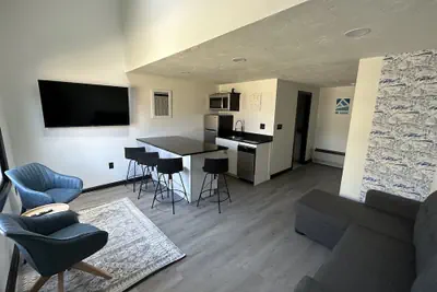 Photo 2 - Harborside Suites