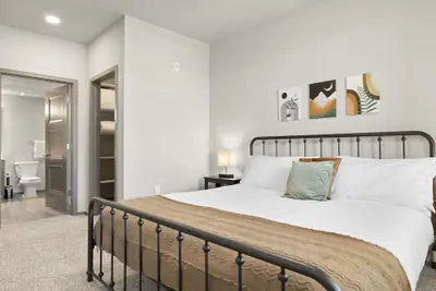 Photo 4 - CozySuites at Westgate