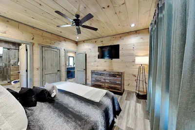 Photo 4 - Spool Time by Smoky Cove Resort